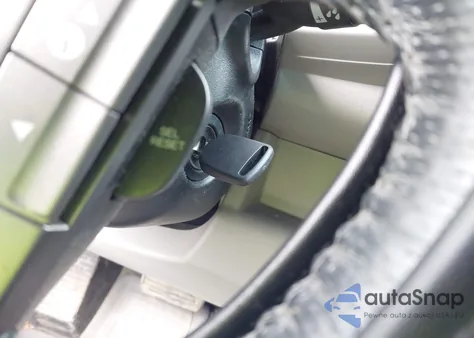 2015 Honda Pilot Touring z USA, uszkodzony, nr VIN 5FNYF3H90FB001987